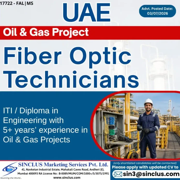 Fiber Optic Technicians working on Oil and Gas project in UAE